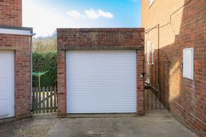 Photo 25- click for photo gallery